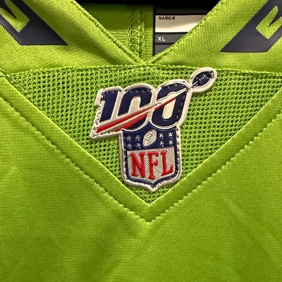 Nike Men's Green and Navy Seahawks Jersey - Picture 6 of 16